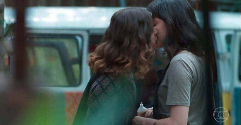 Tv Globo Exibiu Primeiro Beijo Gay Da Novela Adolescente Malhação